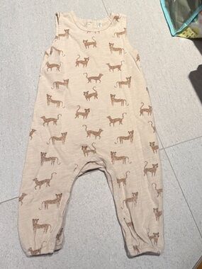 Neutral Beige Romper with Animal Print 6-12